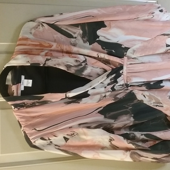 Bar III Dress Pink Black V Neck Woven Lined Tie Waist 3/4 Sleeves - Picture 3 of 12